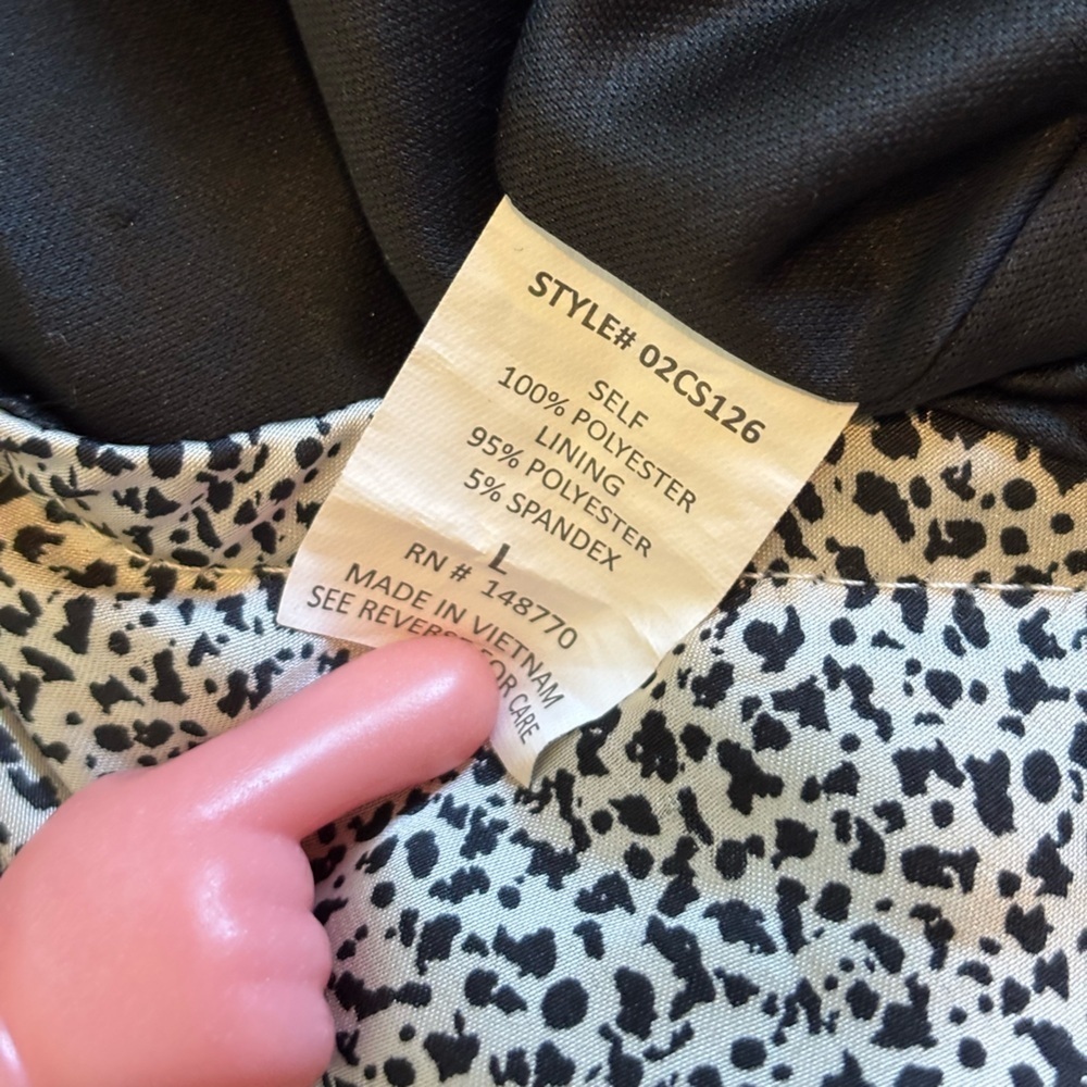 Sienna Sky Satin Knee Length Skirt Size Large | feminine | modest fashion | - Picture 5 of 7